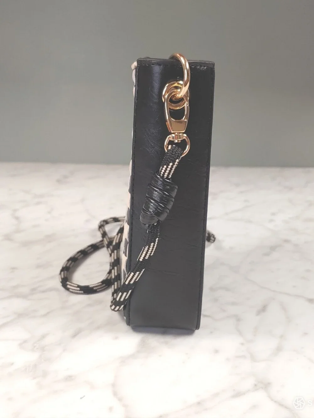 women Universal Thread black, tan checkered crossbody casual bag y2k retro